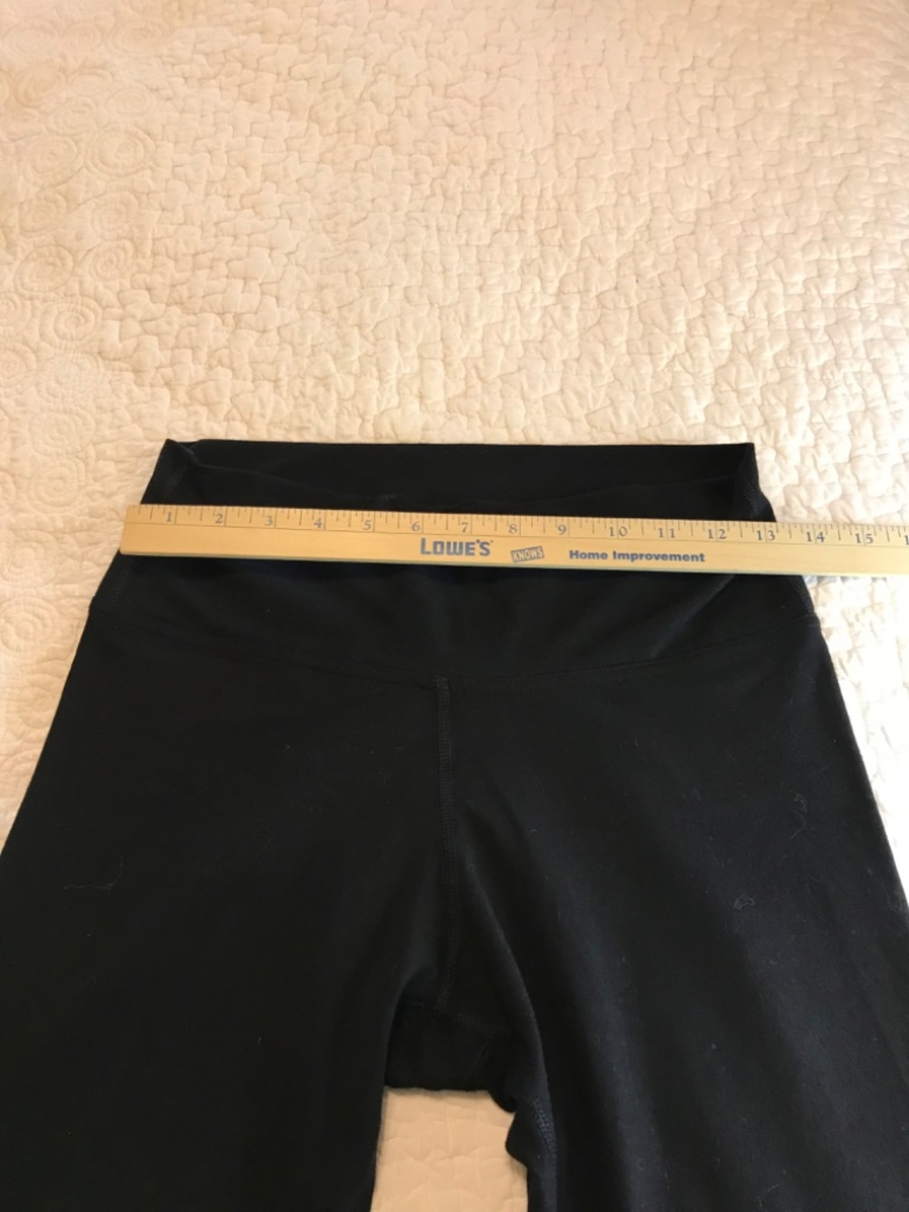 Old Navy Active go-dry capri-length black athletic leggings (L) - Picture 4 of 13